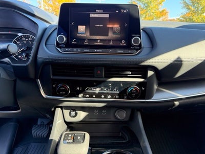 2027 Nissan Rogue SV