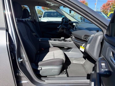 2027 Nissan Rogue SV