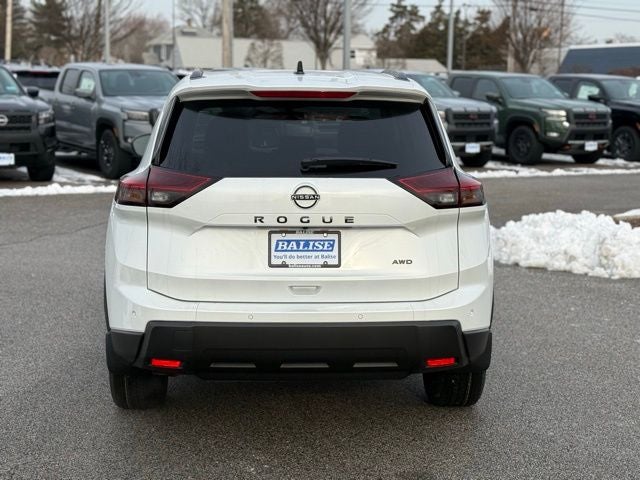 2026 Nissan Rogue Dark Armor