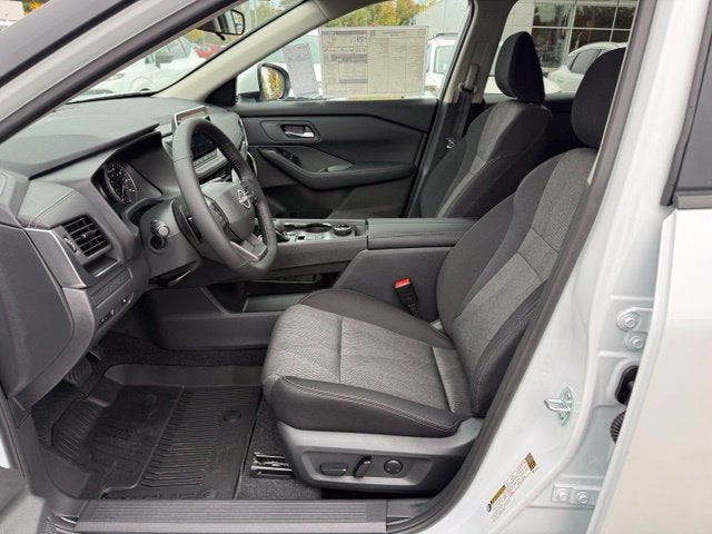 2027 Nissan Rogue SV