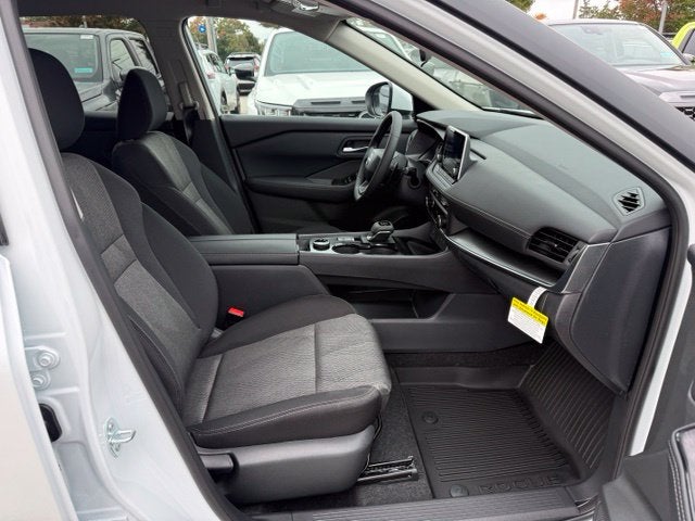2027 Nissan Rogue SV