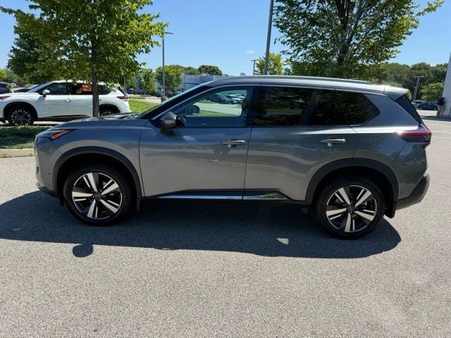 2022 Nissan Rogue SL