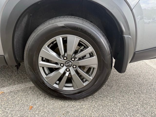 2025 Nissan Pathfinder S