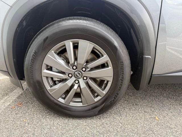 2025 Nissan Pathfinder S