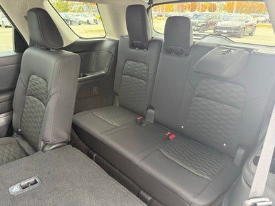 2025 Nissan Pathfinder S