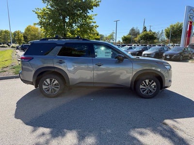 2026 Nissan Pathfinder SV