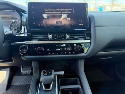 2026 Nissan Pathfinder SV