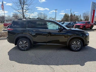 2026 Nissan Pathfinder SV