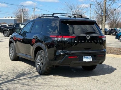 2026 Nissan Pathfinder SV