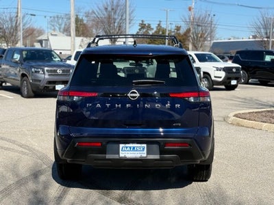 2026 Nissan Pathfinder SV