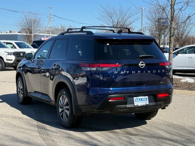 2026 Nissan Pathfinder SV
