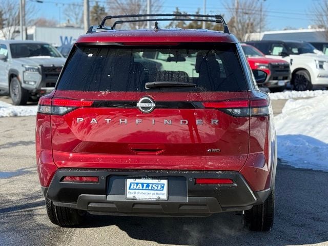 2026 Nissan Pathfinder SV