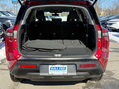 2026 Nissan Pathfinder SV