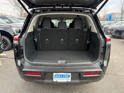 2026 Nissan Pathfinder SV