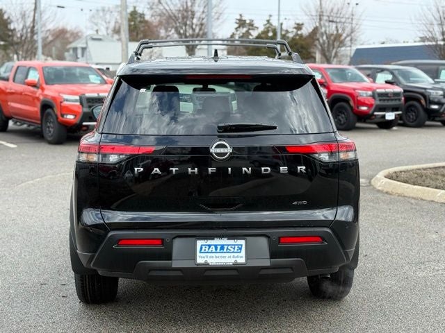 2026 Nissan Pathfinder SV