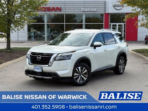 2024 Nissan Pathfinder SL