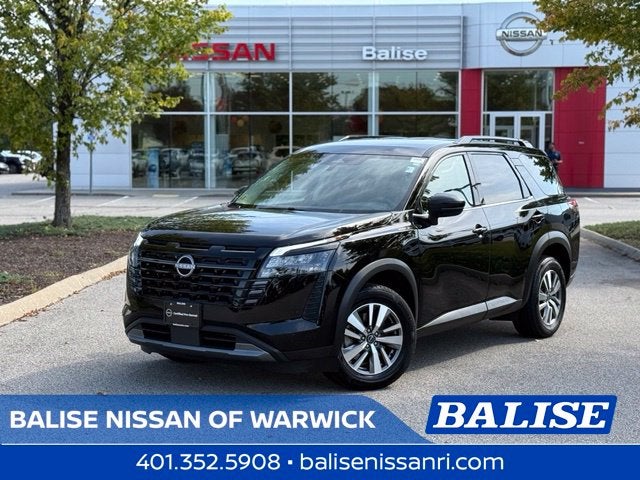 2026 Nissan Pathfinder SL