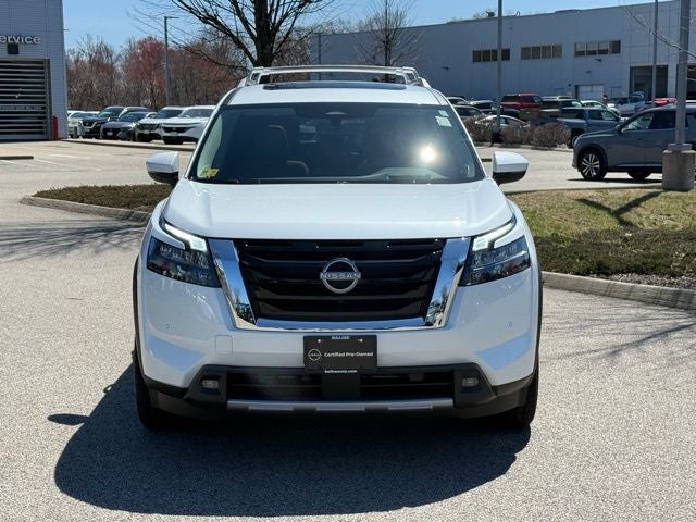 2025 Nissan Pathfinder Platinum