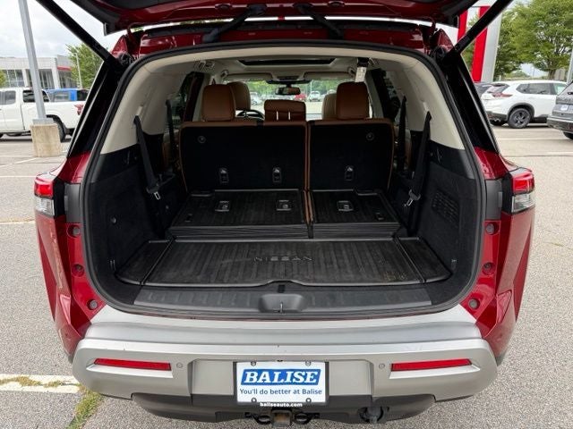 2022 Nissan Pathfinder Platinum