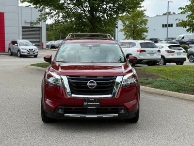 2022 Nissan Pathfinder Platinum