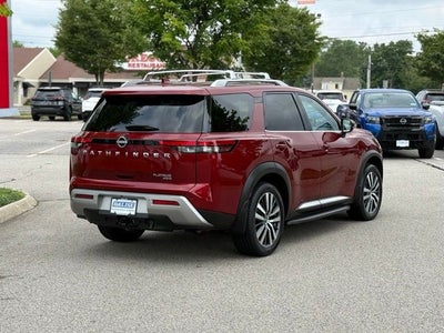 2022 Nissan Pathfinder Platinum