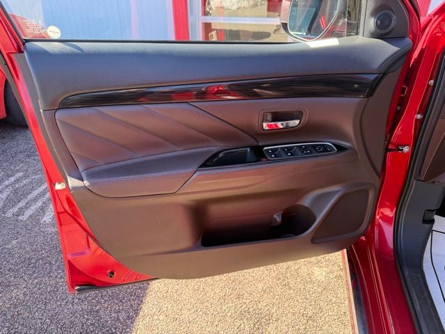 2018 Mitsubishi Outlander PHEV Base