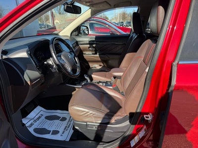 2018 Mitsubishi Outlander PHEV Base