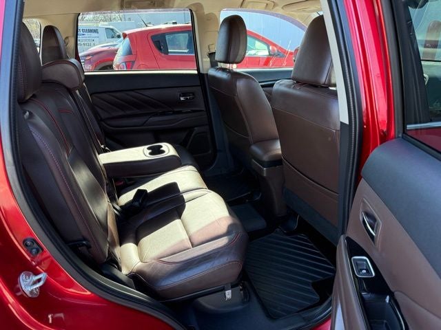 2018 Mitsubishi Outlander PHEV Base