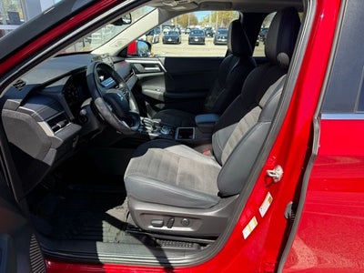 2024 Mitsubishi Outlander SE