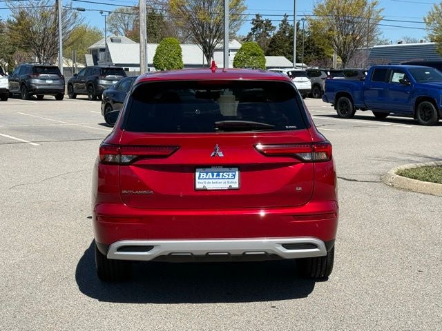 2024 Mitsubishi Outlander SE