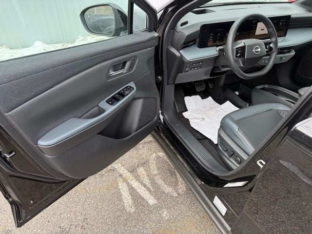 2026 Nissan Leaf PLATINUM+