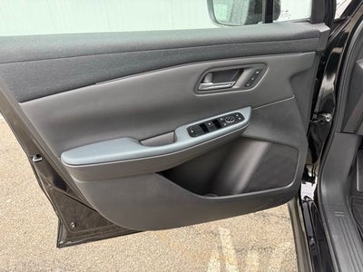 2026 Nissan Leaf PLATINUM+