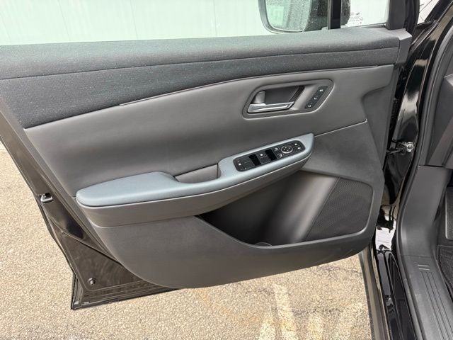 2026 Nissan Leaf PLATINUM+