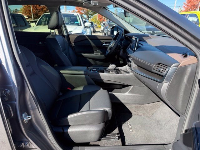 2023 Nissan Rogue SV Prem Package