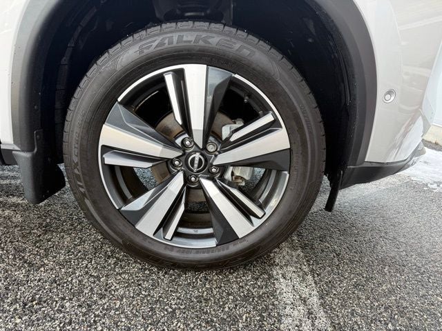 2022 Nissan Rogue SL