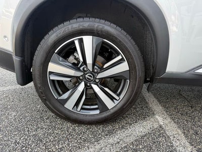 2022 Nissan Rogue SL