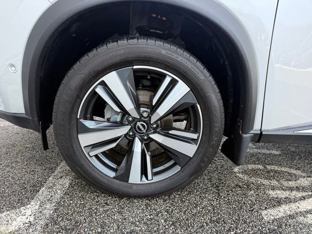 2022 Nissan Rogue SL