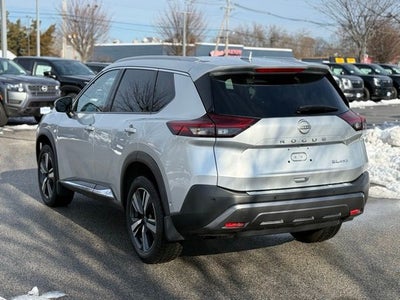 2022 Nissan Rogue SL