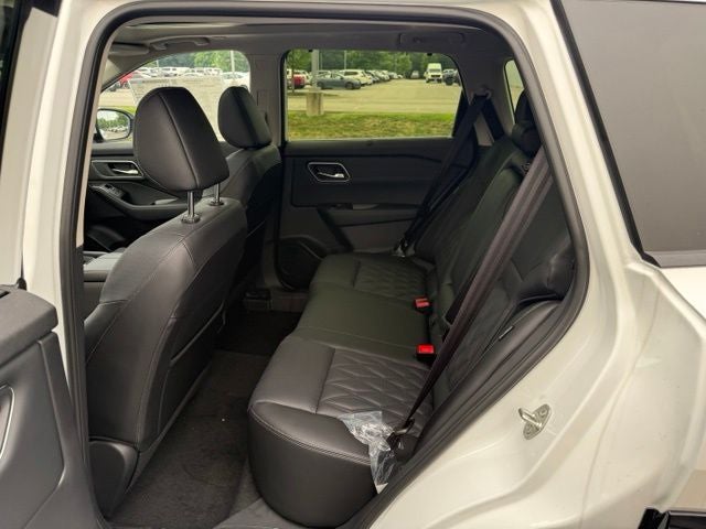 2026 Nissan Rogue Platinum - Photo 23