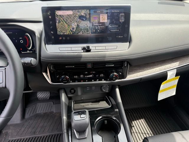 2026 Nissan Rogue Platinum - Photo 15