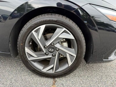 2024 Hyundai Elantra Limited