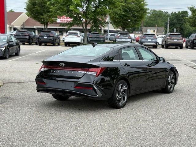 2024 Hyundai Elantra Limited