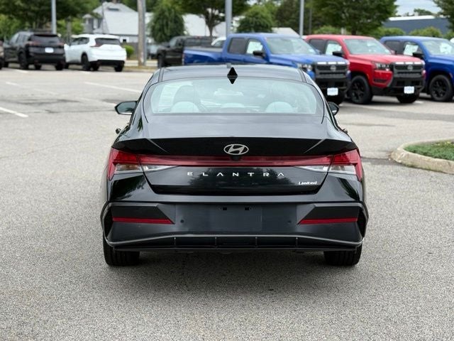 2024 Hyundai Elantra Limited