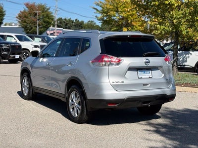 2016 Nissan Rogue SV