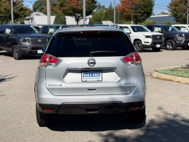 2016 Nissan Rogue SV