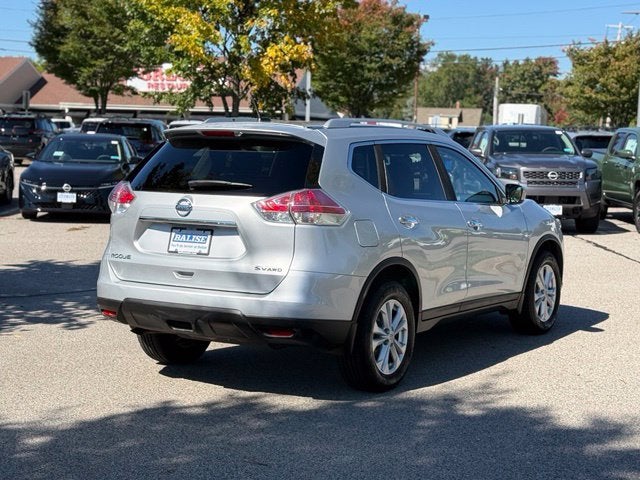 2016 Nissan Rogue SV
