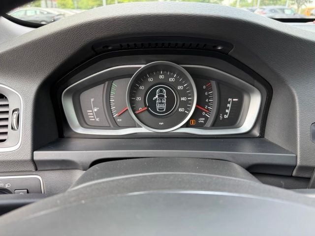2018 Volvo V60 T5 Dynamic